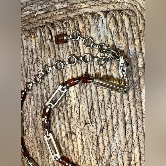 Silver metal links chain hip belt with brown spotted plastic links